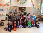Am 16.2. haben wir an der Schule Fasching gefeiert. Hier ein paar Impressionen... 